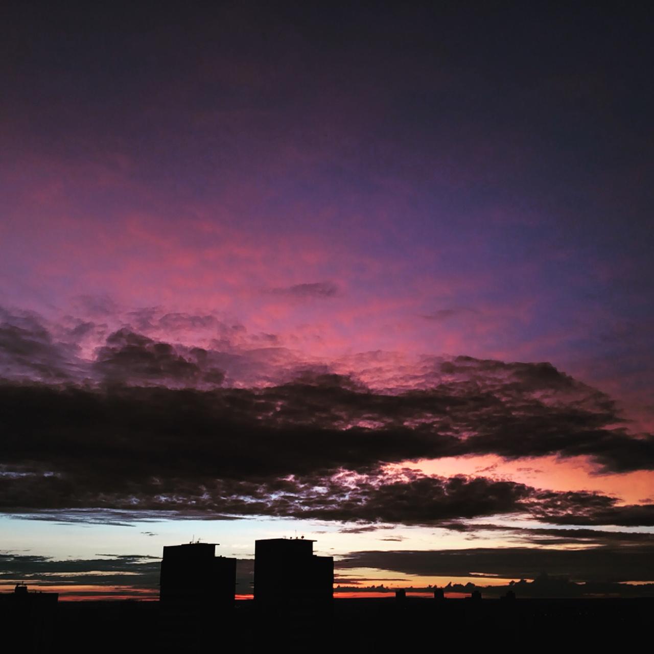 Céu de Brasília Lilás.jpg