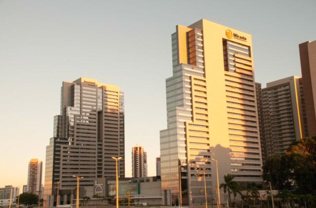 DF Plaza - 2 torres - lado Tagua pôr do sol.png