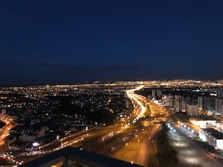 Vista de Alta Mente Psiquiatria - Noturna - EPTG hora do rush.jpg